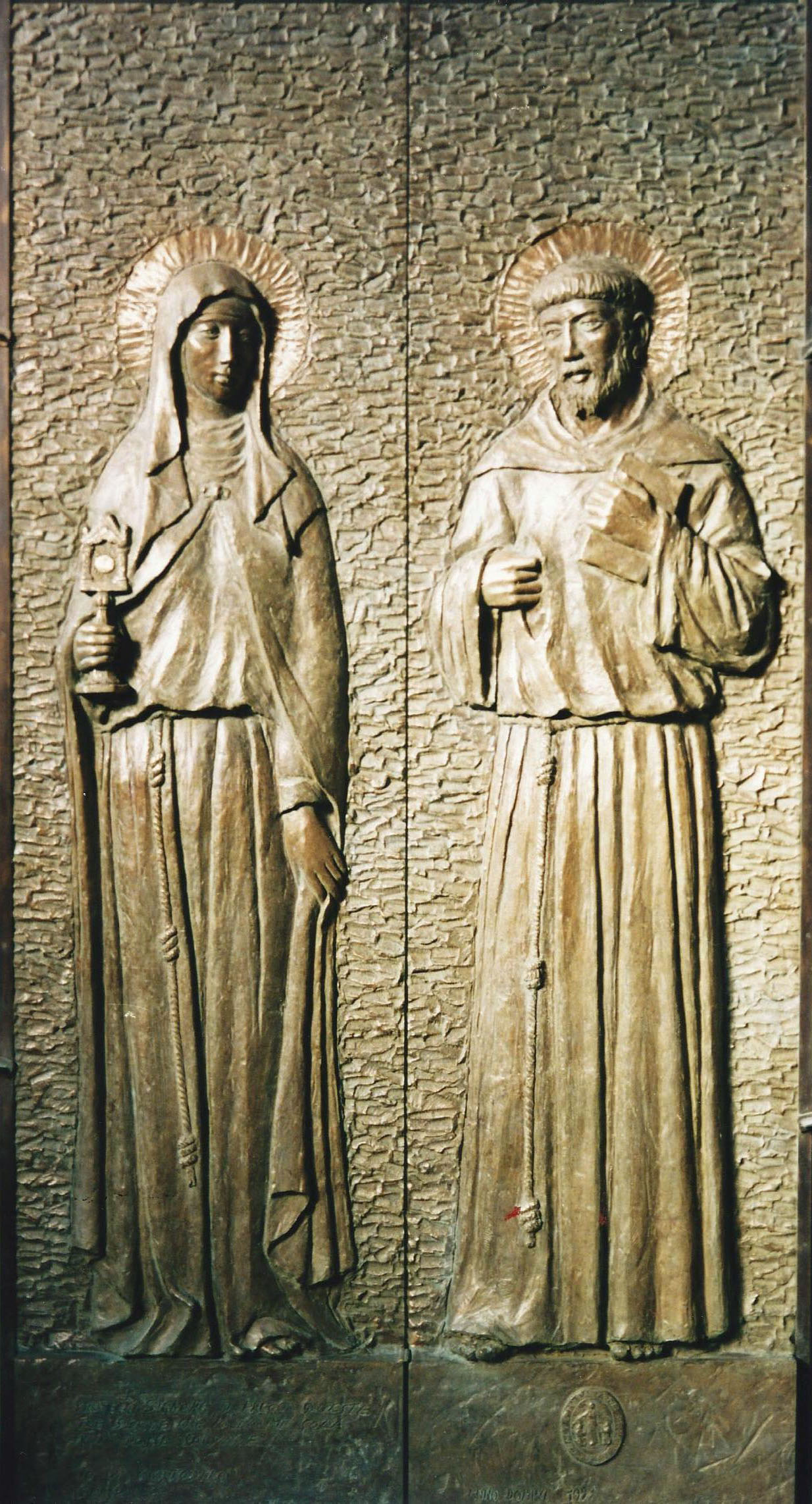 Portone bronzeo per la chiesa delle Suore Clarisse in Fara Sabina (Roma)